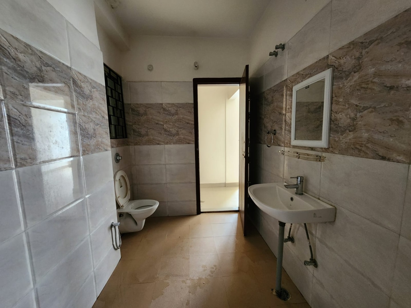  2bhk in Noonmati, Guwahati, Assam, India for Rent